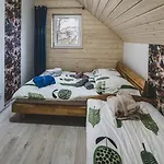 Semesterbostad Large Home, Sauna, Jacuzzi, Salt Cave