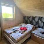 Large Home, Sauna, Jacuzzi, Salt Cave *