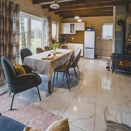 Large Home, Sauna, Jacuzzi, Salt Cave Lipusz