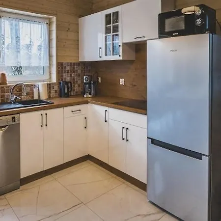 Large Home, Sauna, Jacuzzi, Salt Cave Holiday home