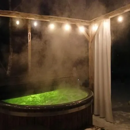 Large Home, Sauna, Jacuzzi, Salt Cave Дом отдыха Lipusz
