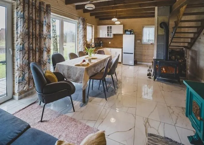 Large Home, Sauna, Jacuzzi, Salt Cave Lipusz