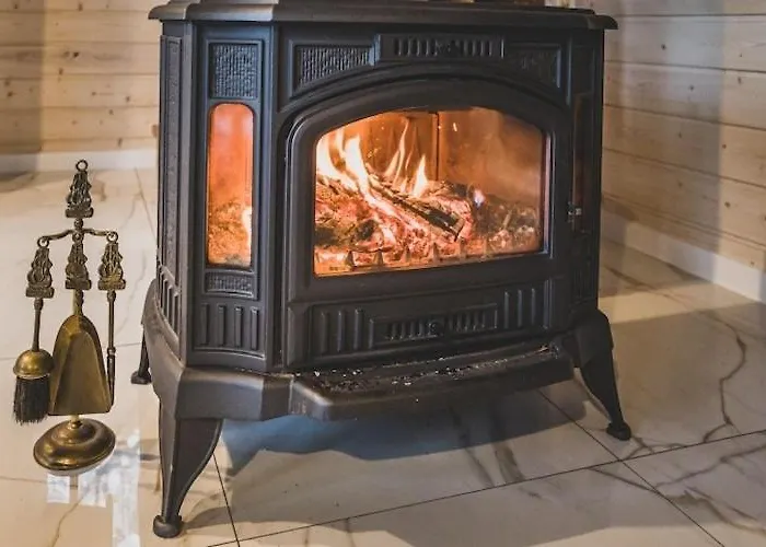 Holiday home Large Home, Sauna, Jacuzzi, Salt Cave Lipusz