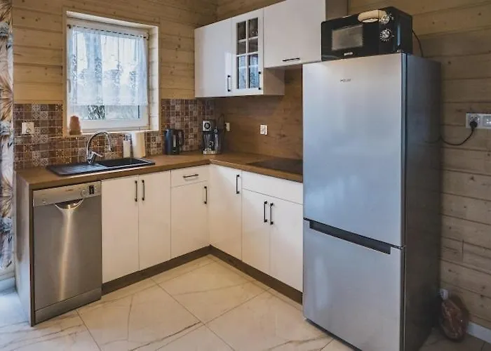 Large Home, Sauna, Jacuzzi, Salt Cave Holiday home