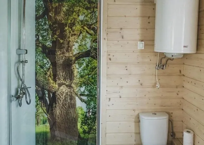 Large Home, Sauna, Jacuzzi, Salt Cave Holiday home