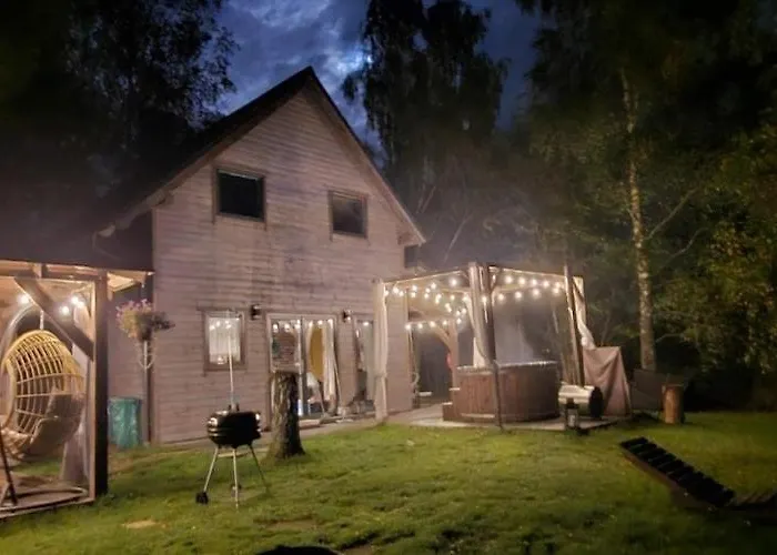 Large Home, Sauna, Jacuzzi, Salt Cave Lipusz